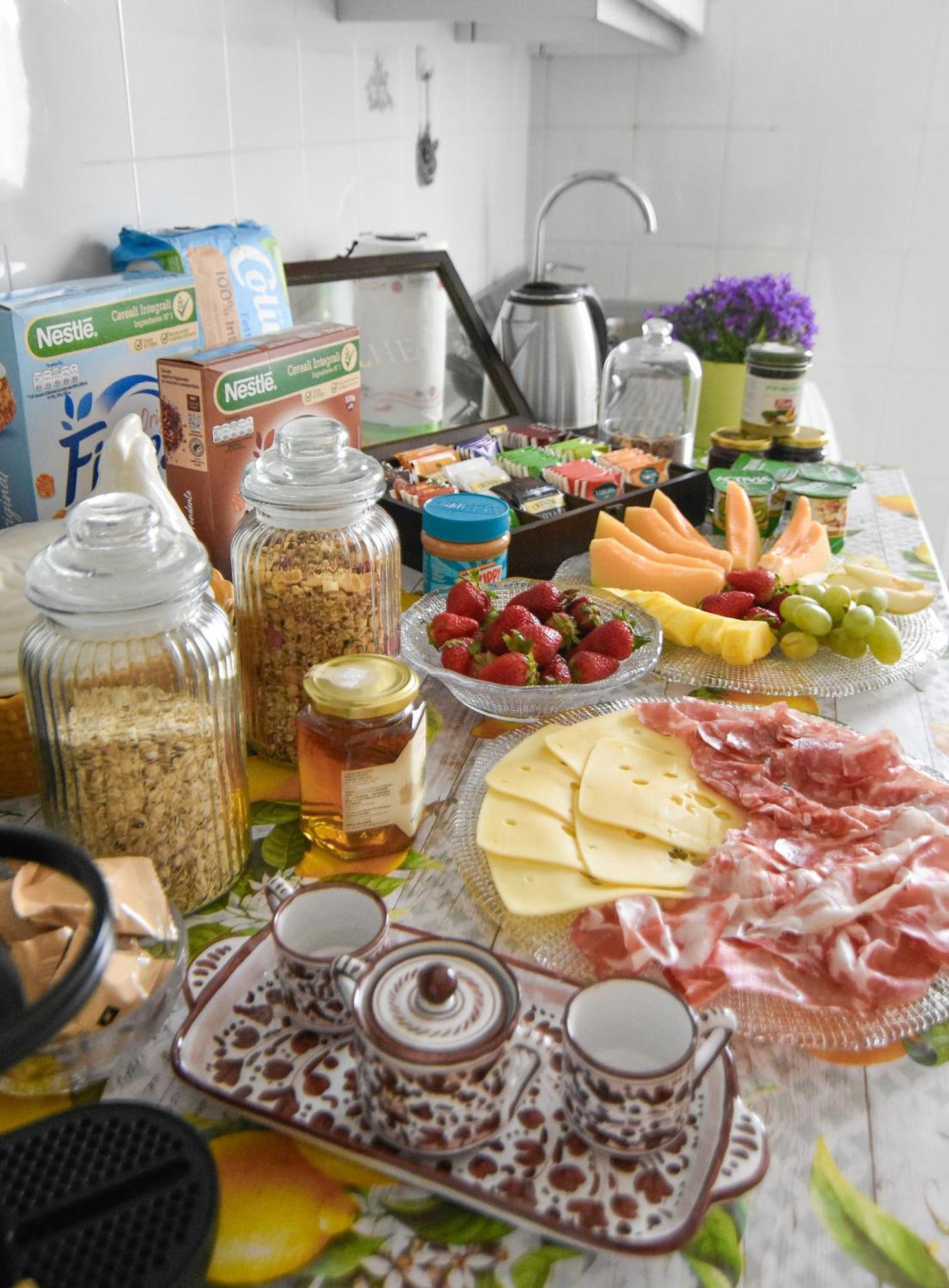 Bed And Breakfast Gaudenzi Bologna Bagian luar foto
